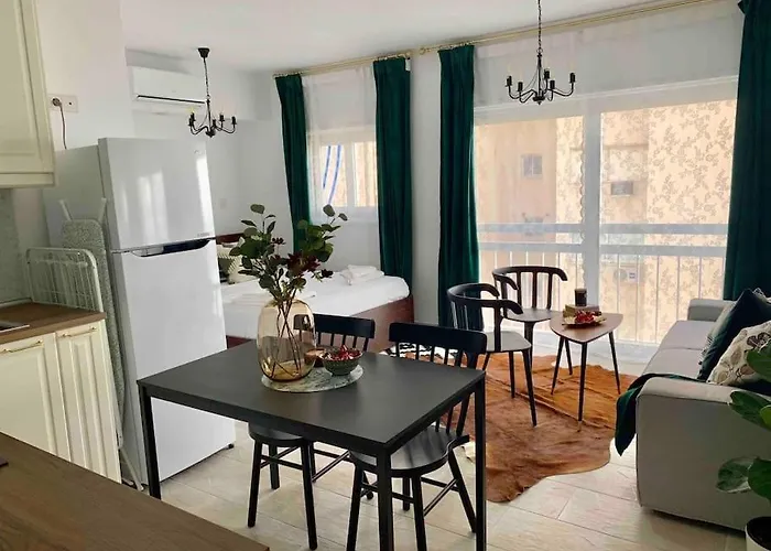 Aria Sea View * Larnaca