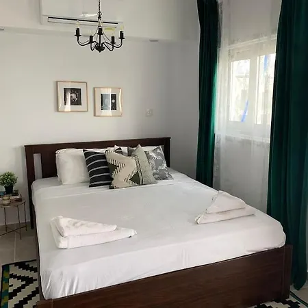 Aria Sea View Апартаменты Ларнака