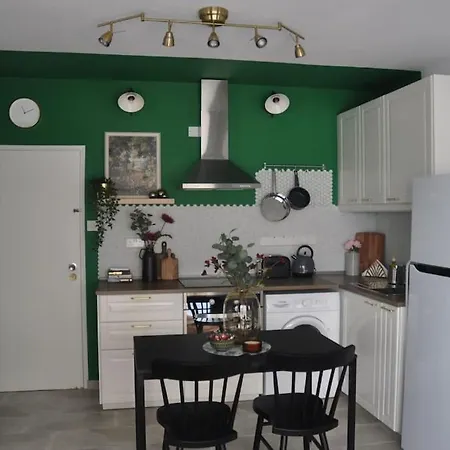 Aria Sea View 아파트